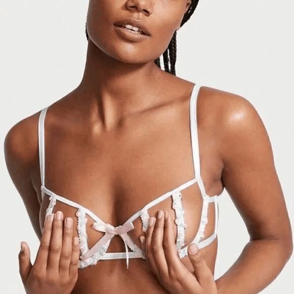 NWT {Victoria's Secret} White Rose Open Cup Bra 34DD: Elegant Sensuality NWT - Picture 1 of 11